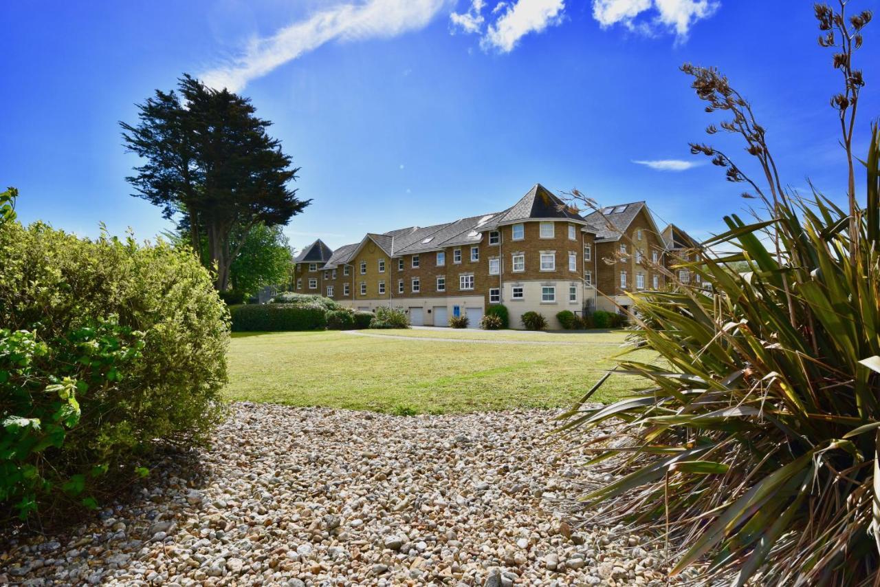 12A Solent Landing Direct Beach Access Bembridge Extérieur photo