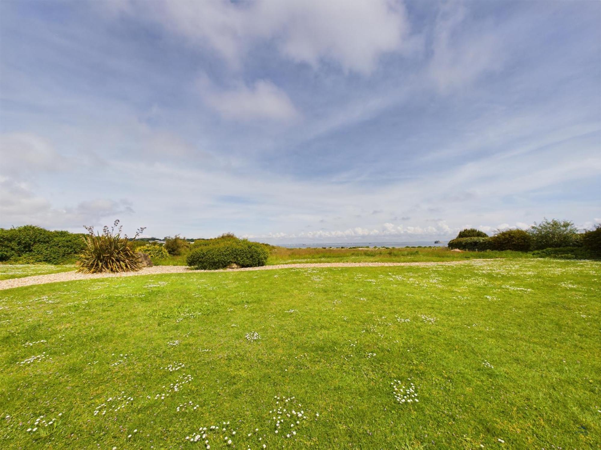 12A Solent Landing Direct Beach Access Bembridge Extérieur photo